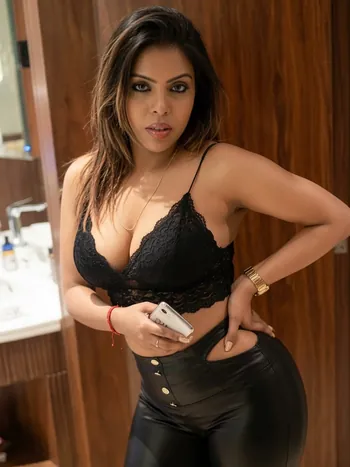housewife call girls Delhi